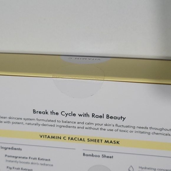 BNIB Vitamin C sheet masks - Picture 3 of 3